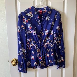 Blue floral top
